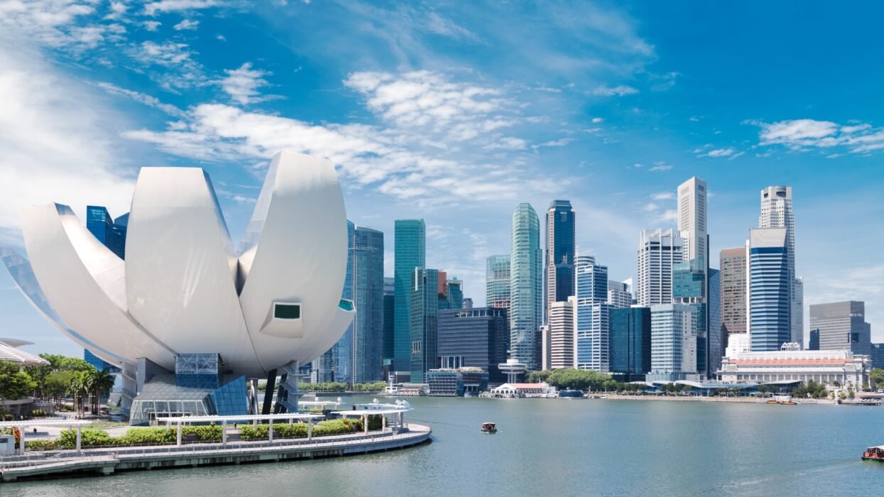 Singapore,City,Landscape,At,Day,Blue,Sky.,Downtown,Business,District